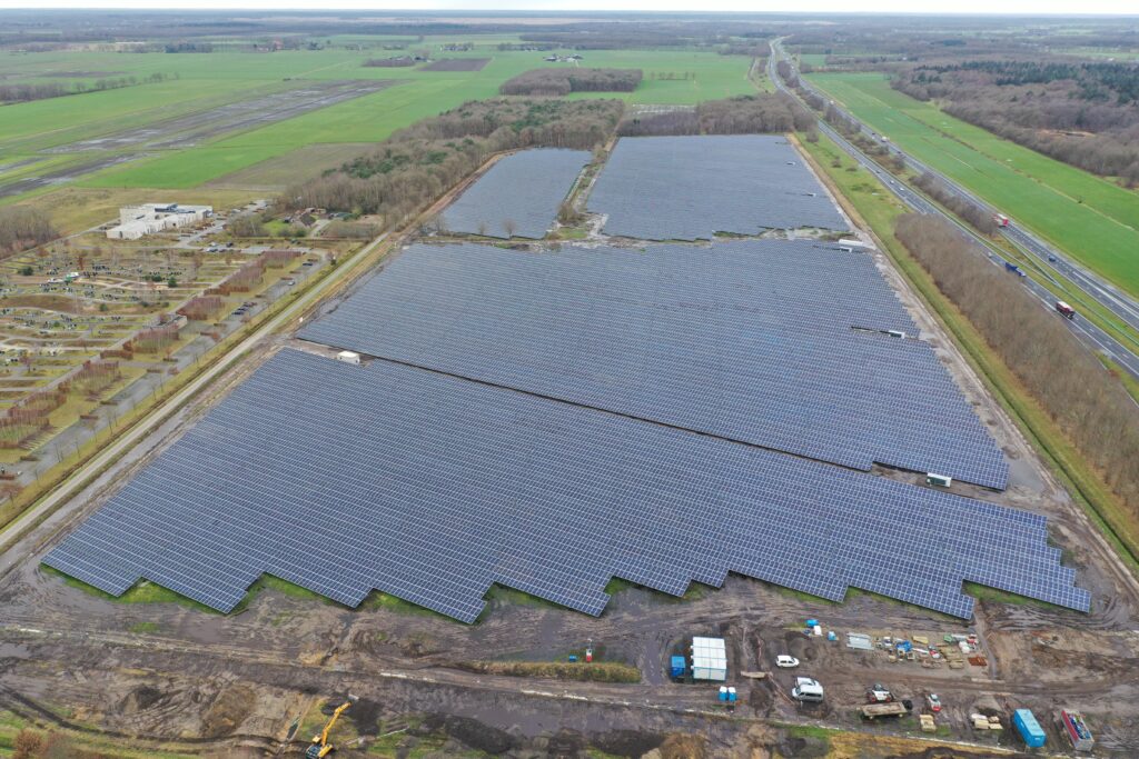 Hoogeveen - Zonnepark Fluitenberg