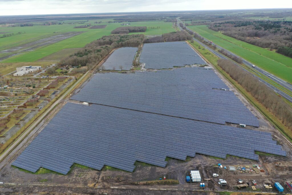 Hoogeveen - Zonnepark Fluitenberg