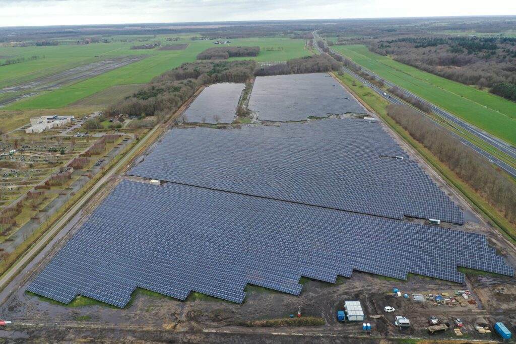 Hoogeveen - Zonnepark Fluitenberg