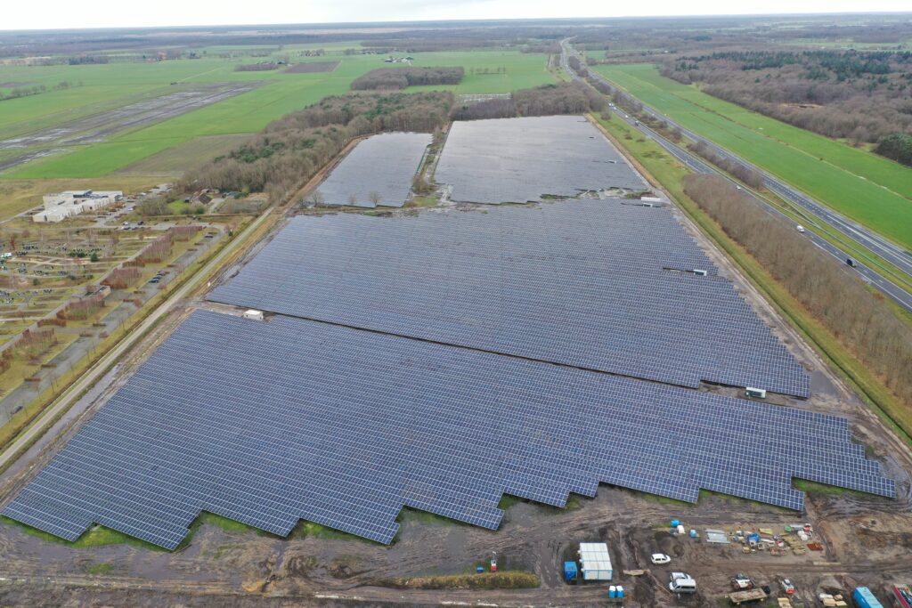 Hoogeveen - Zonnepark Fluitenberg