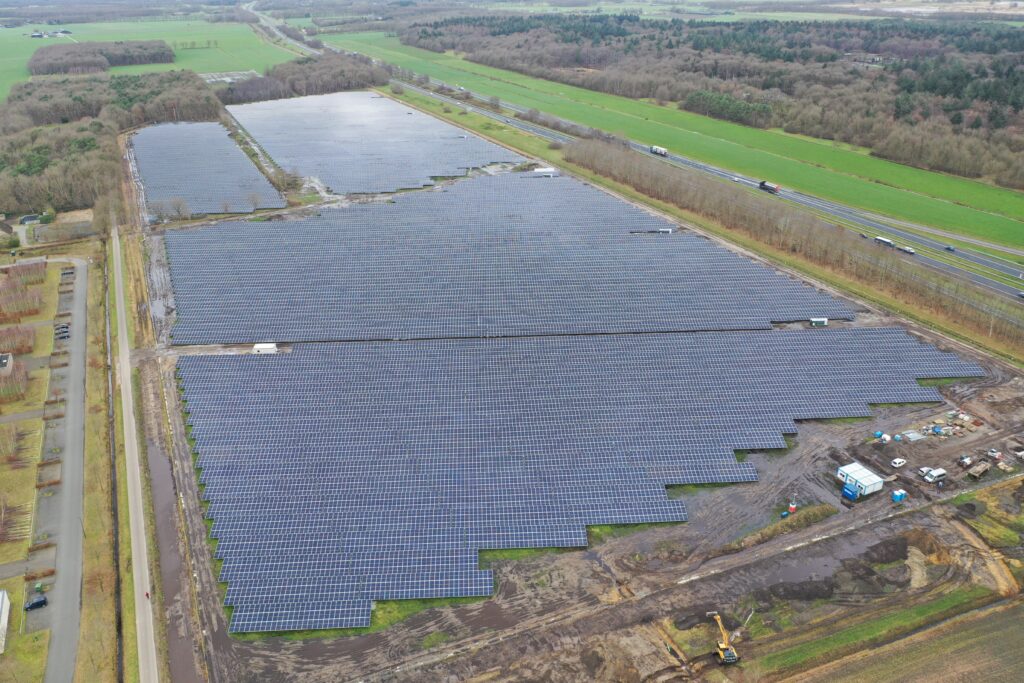 Hoogeveen - Zonnepark Fluitenberg